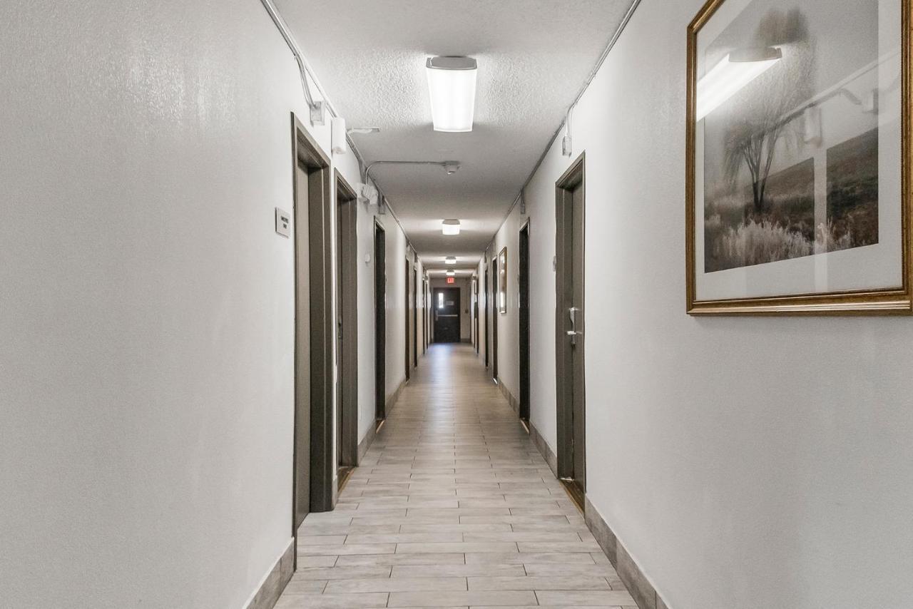 Sutter Inn Yuba City Exterior foto